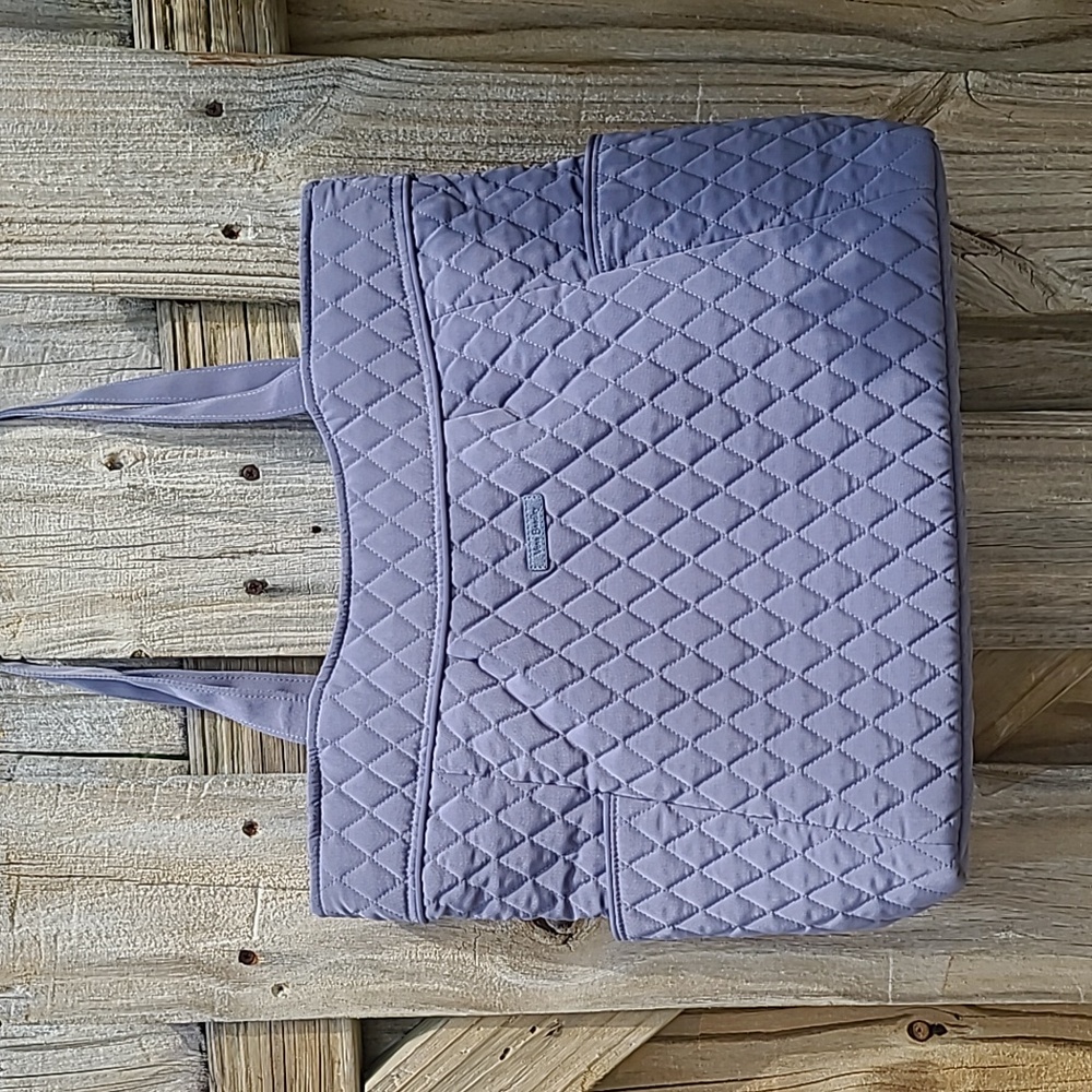 Vera Bradley Grey Quilted Tote Bag with Diamond Pattern Free Gift🤍🩶New Perfect